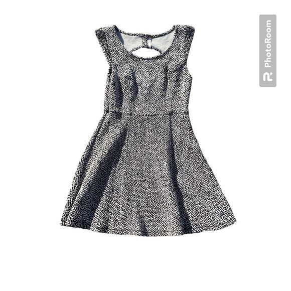 Free People Dresses & Skirts - Free People Women's Fit & Flare Short Dress in Black and White Pattern
